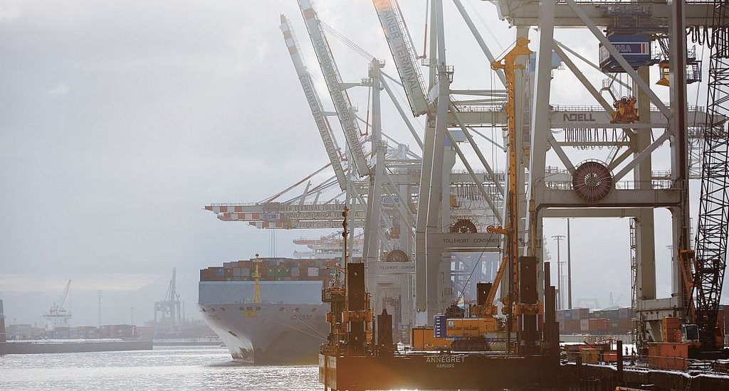 17.962 milhas até o outro lado do mundo