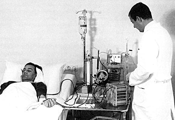 /content/dam/fresenius-medical-care/global/en/06_about-us/images/history/timeline/1966.jpg