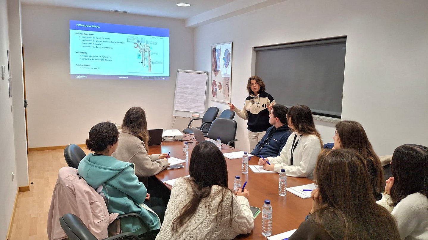 NephroCare Covilhã apoia formação médica e reforça ligação à comunidade local
