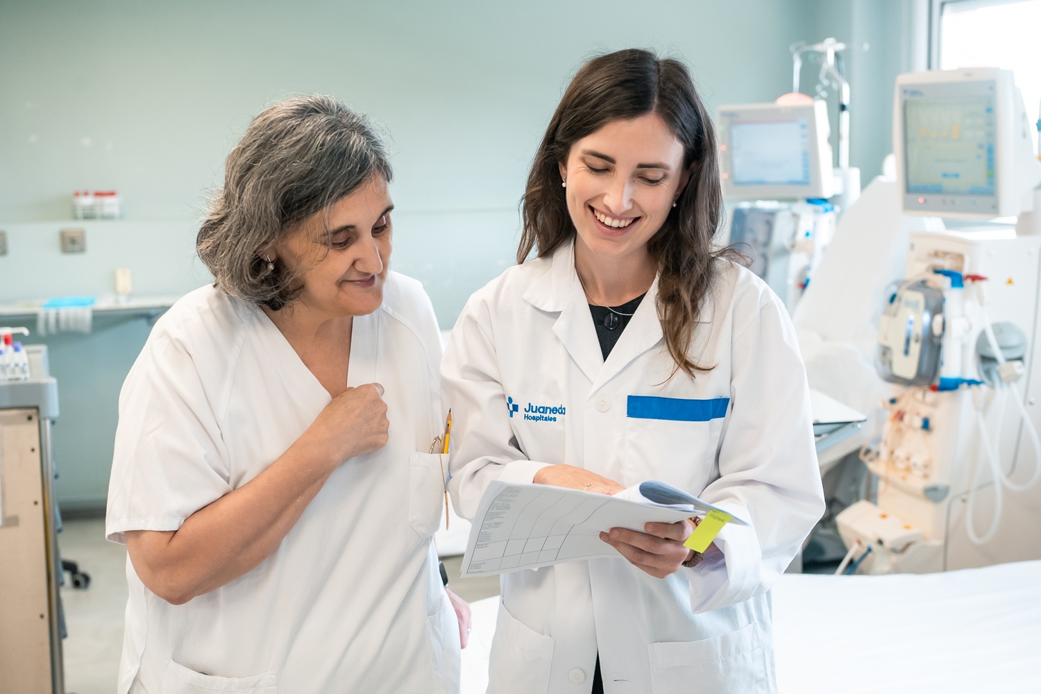 Juaneda Hospitales y Fresenius Medical Care llevan la última tecnología en diálisis a pacientes renales para una atención más personalizada, segura y sostenible
