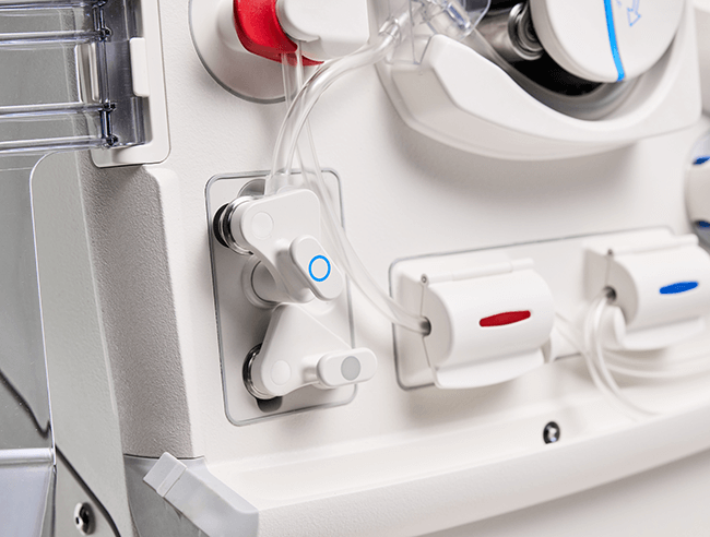 Extreme close-up image of the 5008X CAREsystem fluid delivery features