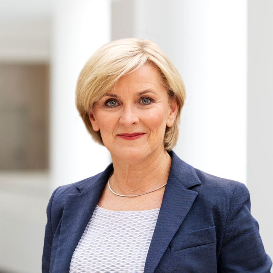 Dr. Katarzyna Mazur-Hofsäß