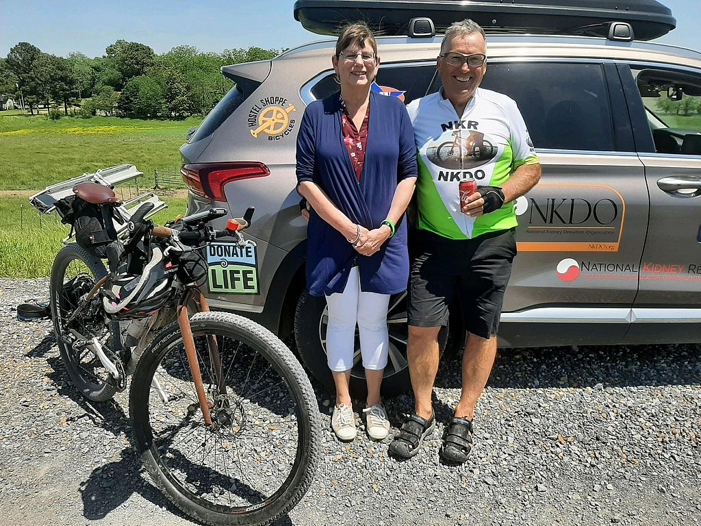 Learn how Mark and Lynn Scotch both became living kidney donors and got started on their paths to advocacy.