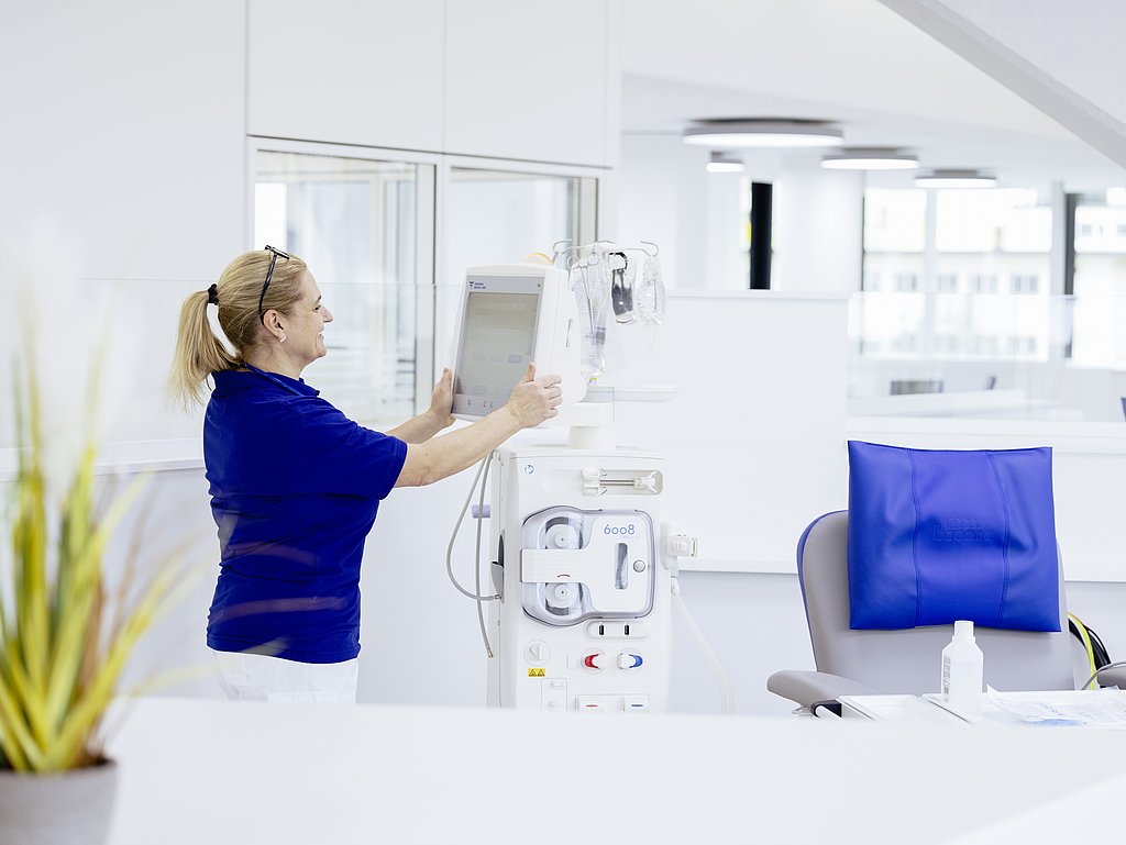 Dialysis uses large volumes of purified water for patients around the world