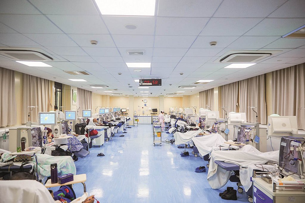 Fresenius Medical Care intends to open 100 renal hospitals and dialysis centres in China over the next five years.