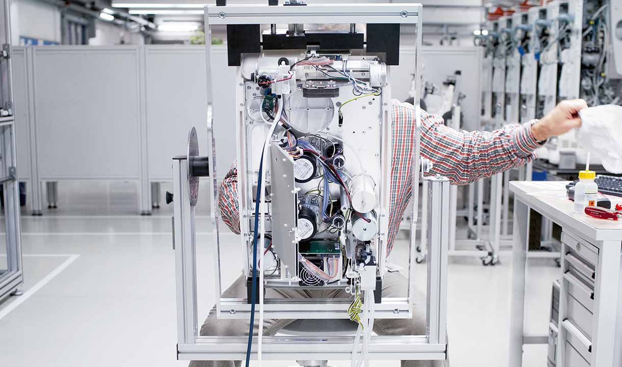 dialysis-machine
